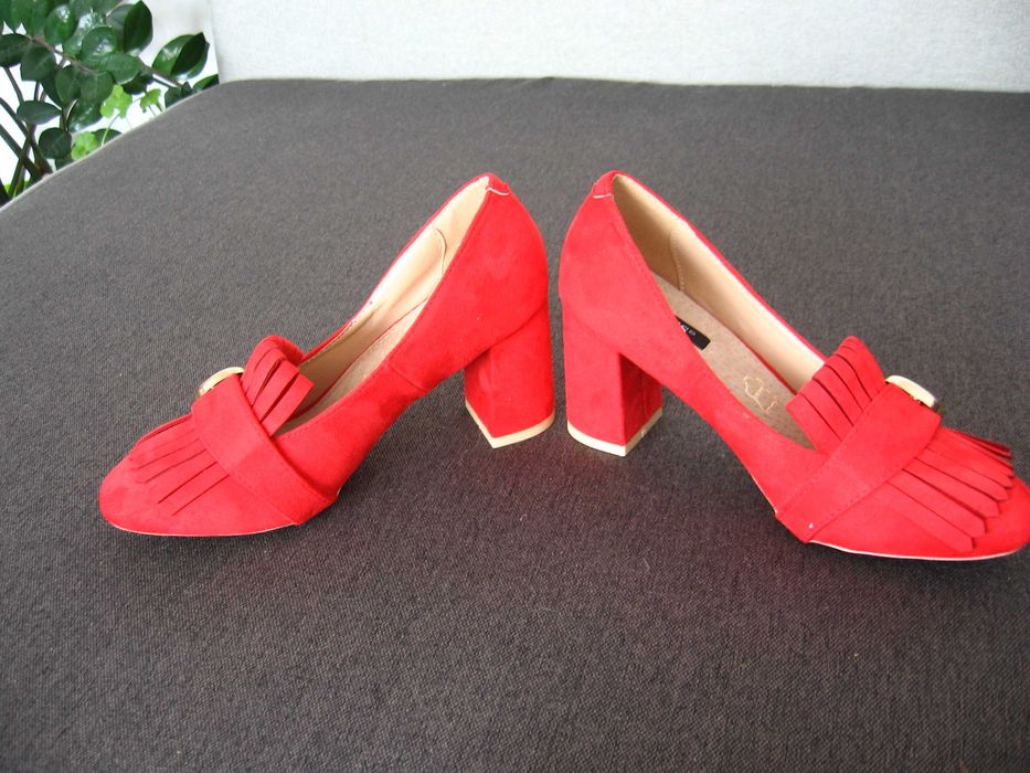 Czółenka rozmiar 36