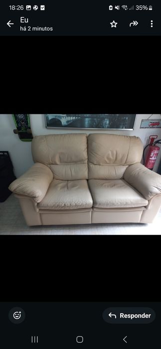 Sofa 2 lugares em.pele