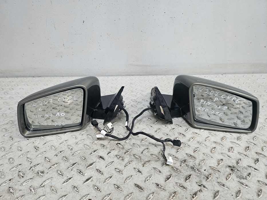 mercedes w207 e klasa coupe lusterko prawe pin 8+4 12pin ładne 786 europa