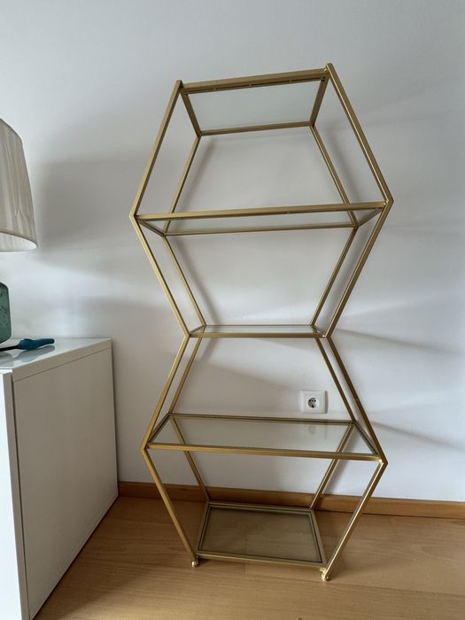 Estante metalica dourada