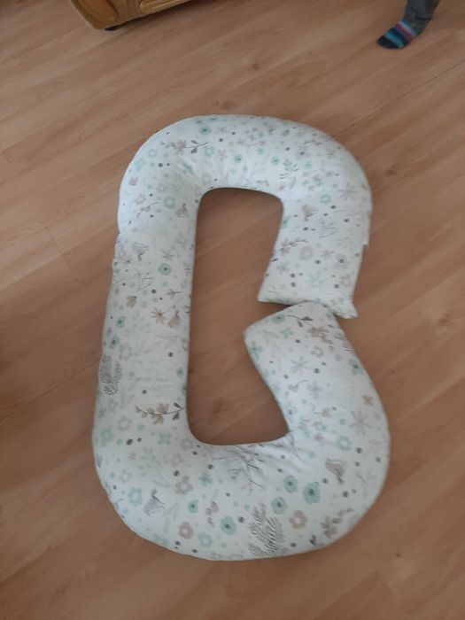 Sprzedam piękną poduszkę/rogala dla ciężarnej i do karmienia dziea