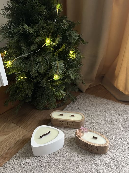 Соєва свічка в деревʼяній формі