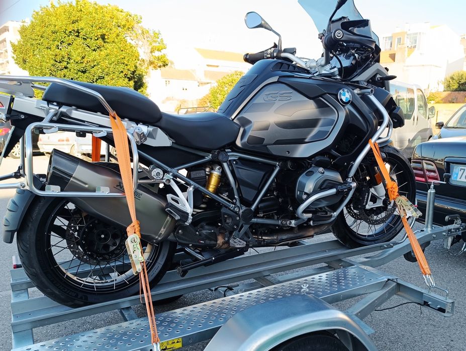 Transporte de motas serviço de reboque aluguer atrelado