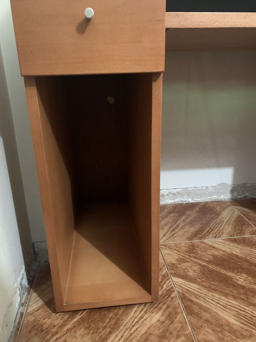 Secretaria em cerejeira