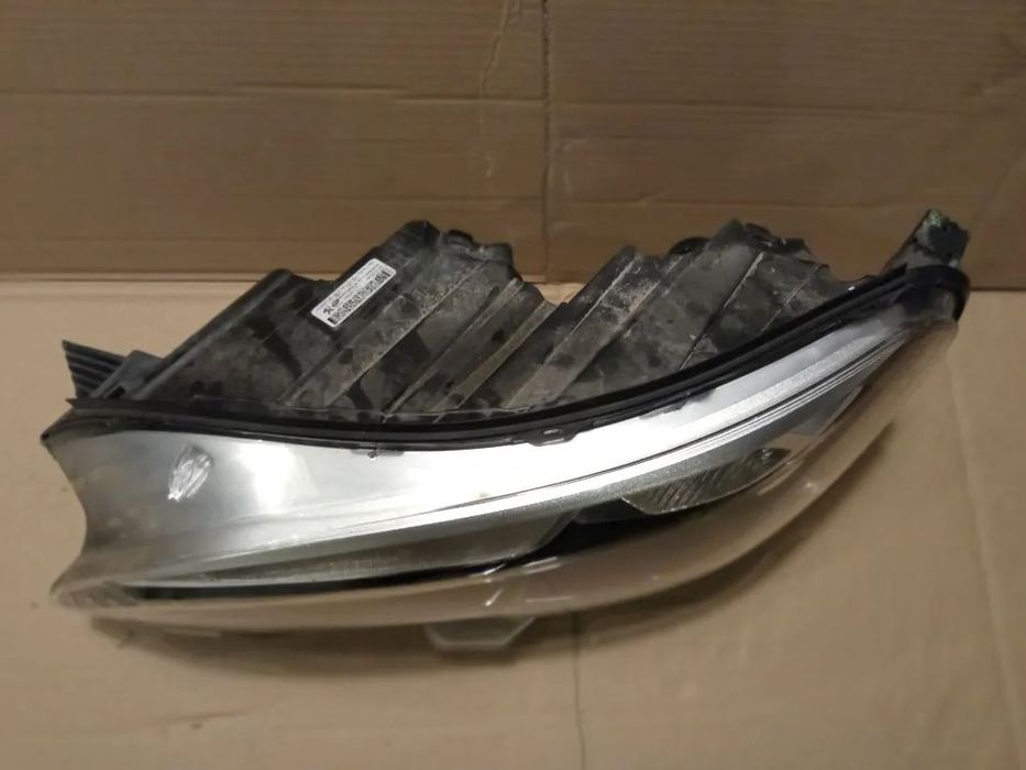 expert iv lampa prawa europa lampy lewa 2020 rok kpl traveller