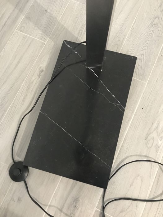 Candeeiro alto em inox/mármore/vidro