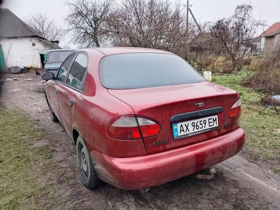 Заз део сенс ланос