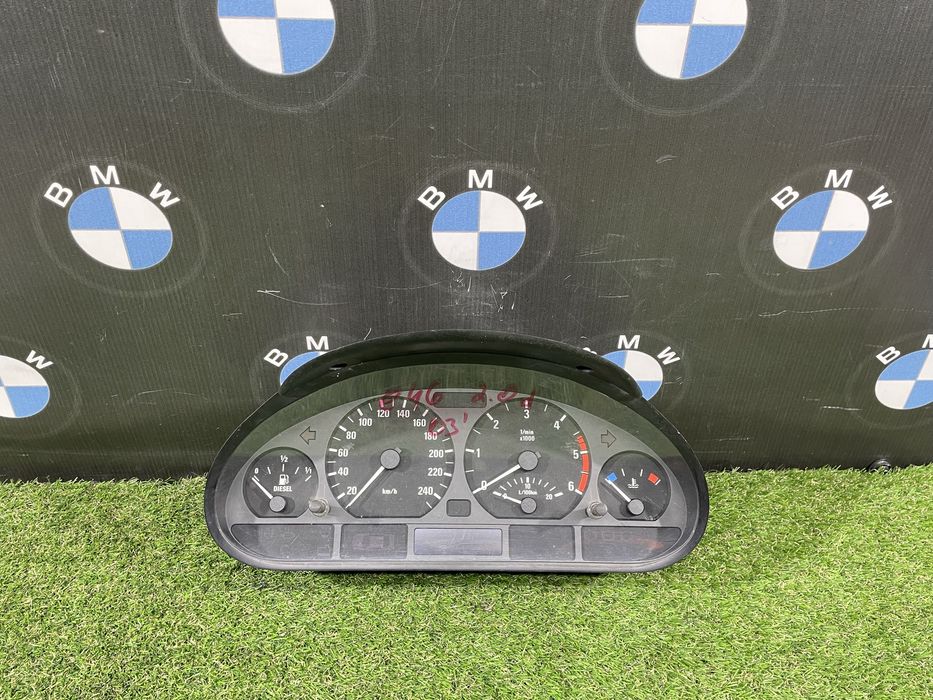 Панель приборна BMW E46 320D Код:1740