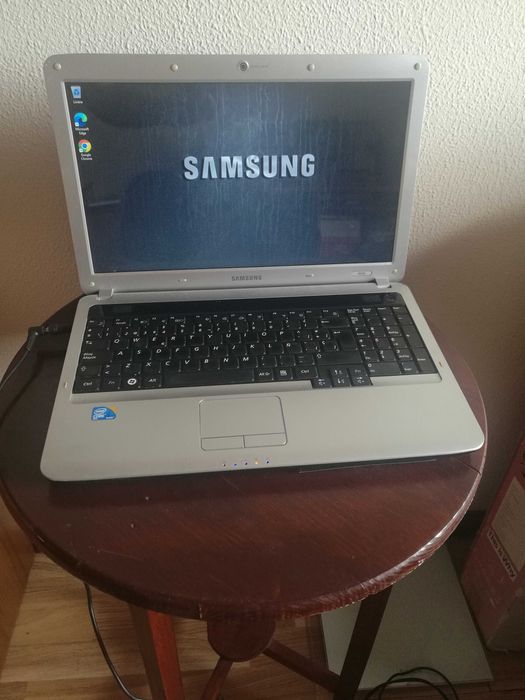 Portátil Samsung Modelo R530