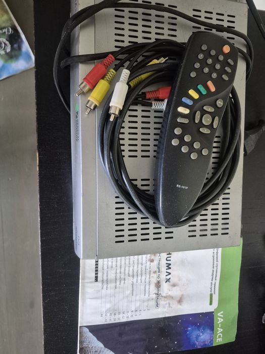Супутниковий тюнер Humax VA Ace