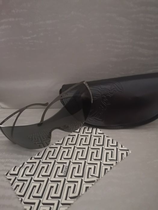 Oculos sol Versace originais usados