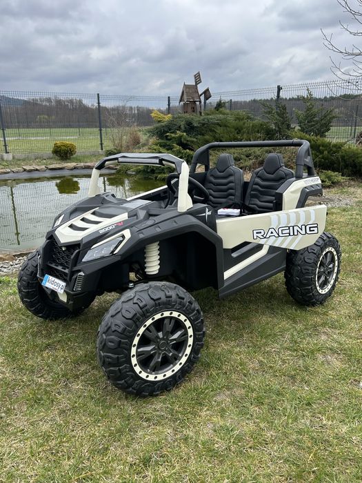 Auto na akumulator A032 Szary 4 x 200 Watt 24 Volt Pilot Dwuosobowy