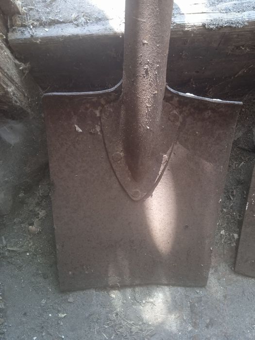 Лопата сапёрная клёпанная