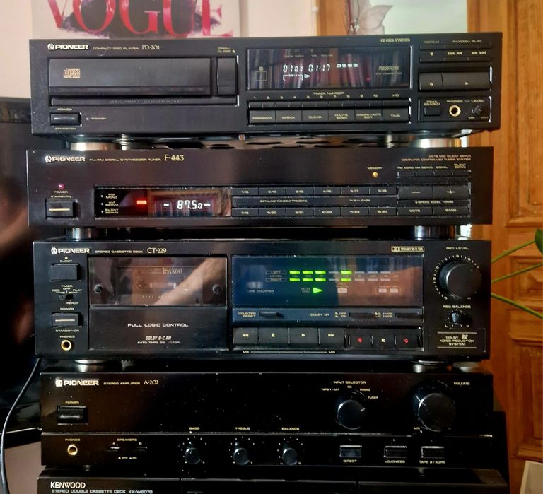 Wieża stereo Pioneer 4 segmenty