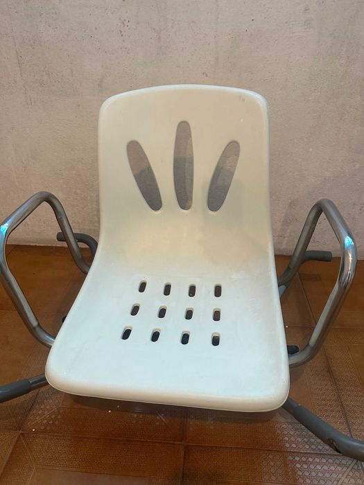 Cadeira de Banho giratória