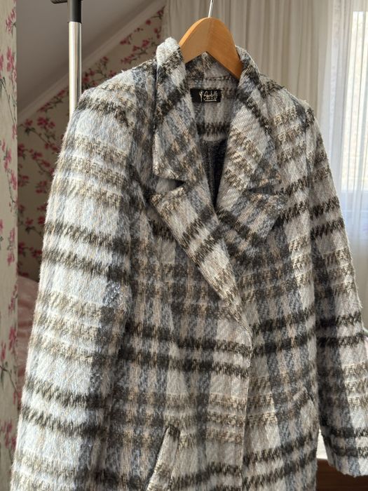 Пальто жіноче демісезонне