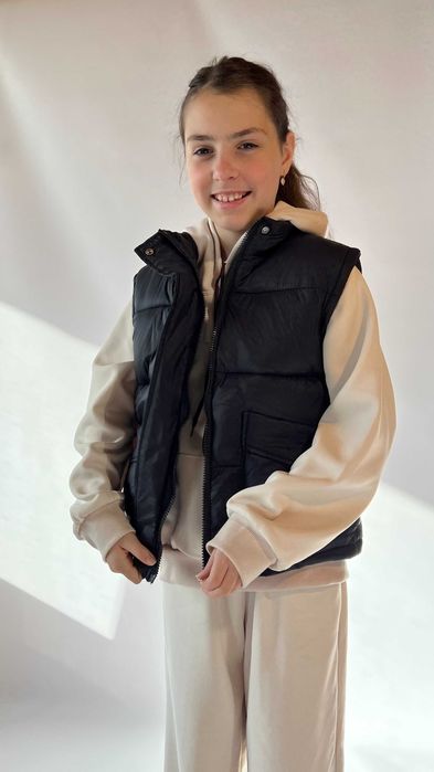 Жилетка вітро та вологозахисна