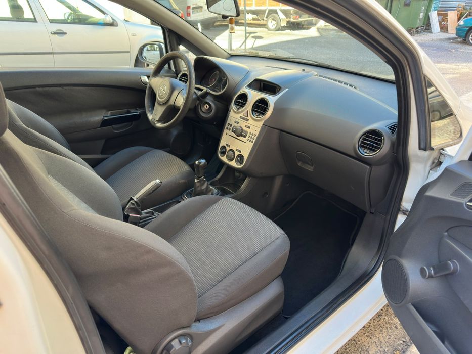Opel Corsa 1.3cdti 2010