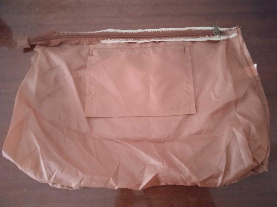 Lining, button, and handle for suitcase64584502645123121