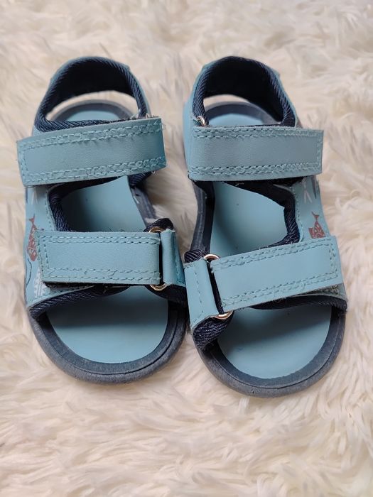Sandałki dziecięce