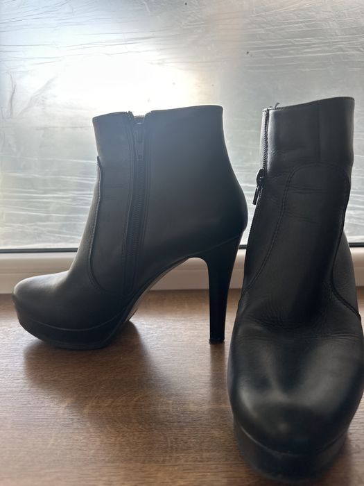 Buty botki czarne zebra 39