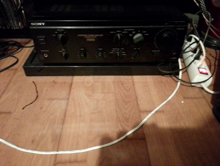 Sony amplificador 550 serie ES