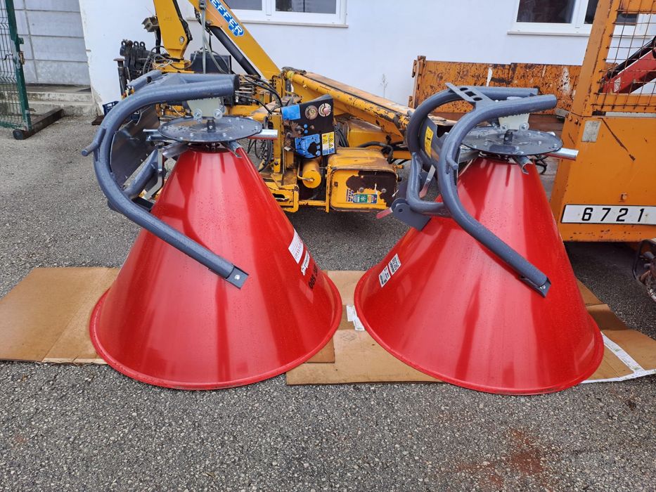 Distribuídor de adubos