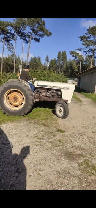 Trator David brown 990