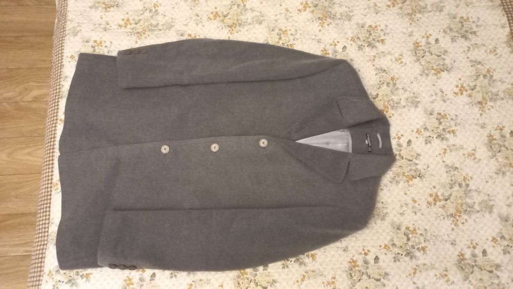 Пальто та шарф нове