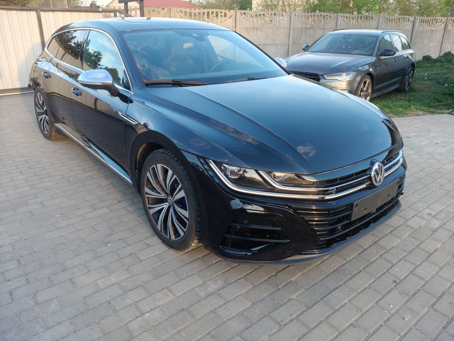 VW Arteon R 320 km