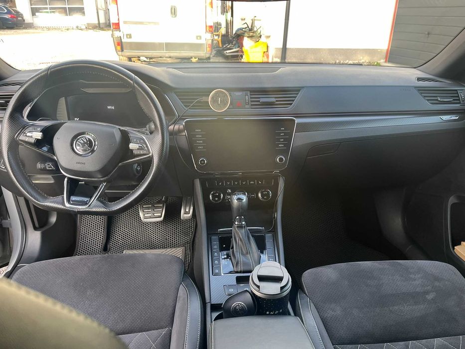 Skoda Superb 1.4 TSI Plug-In Sportline