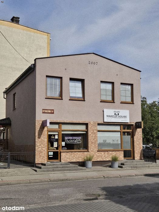 Dom mieszkalno-usługowy