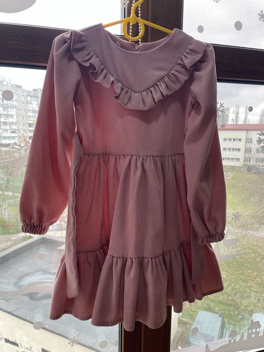 Сукня для маленької принцеси