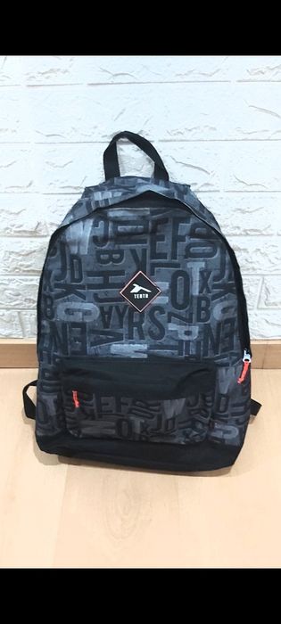 Mochila cinza estampada "Tenth"