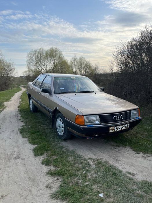 Audi 100 c3 1.8benz