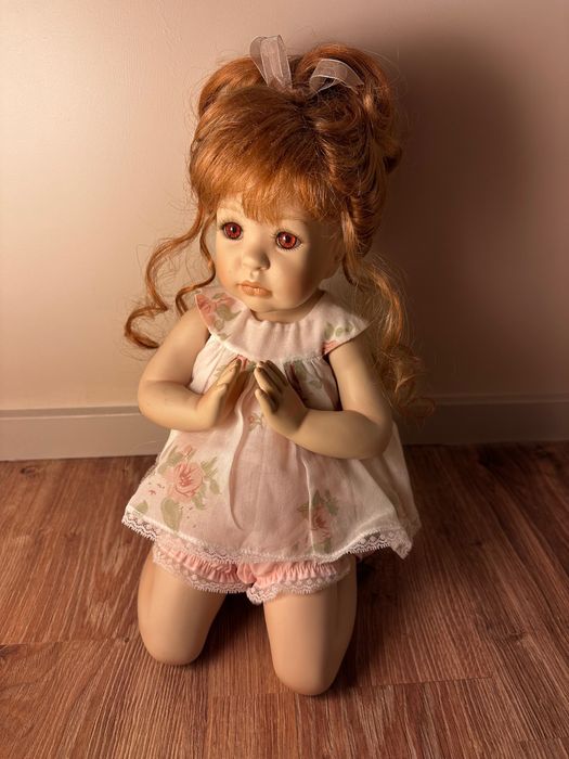 Lalka porcelanowa kolekcjonerska