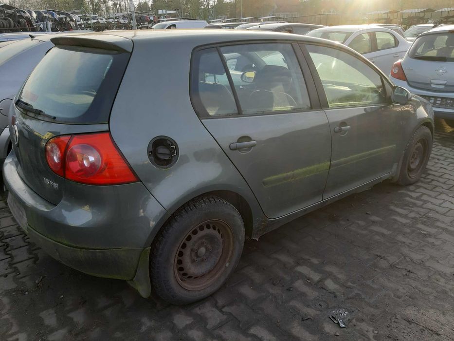 VW GOLF V LA6Q maska klapa lampa błotnik drzwi zderzak części