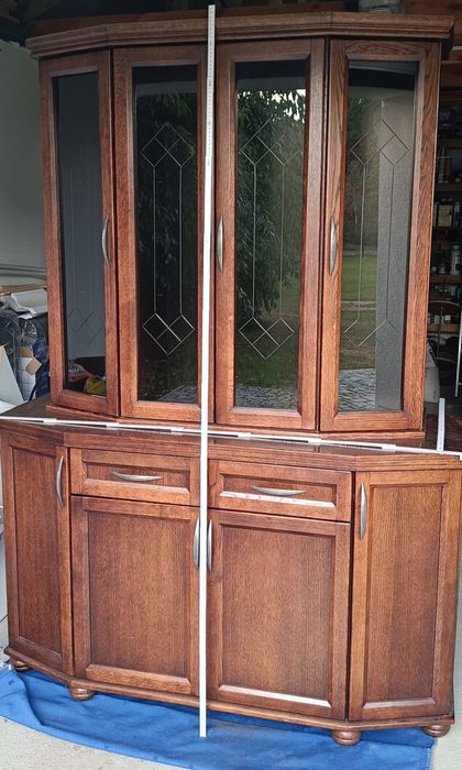 Witryna biblioteczka brąz