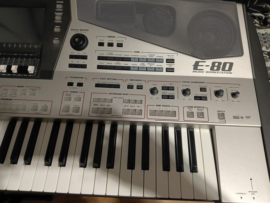 Roland e 80 sprzedam lub zamienię