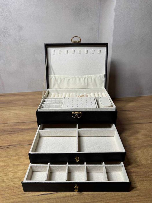 Elegancka szkatułka/organizer na biżuterię z kluczykiem prezent nowa