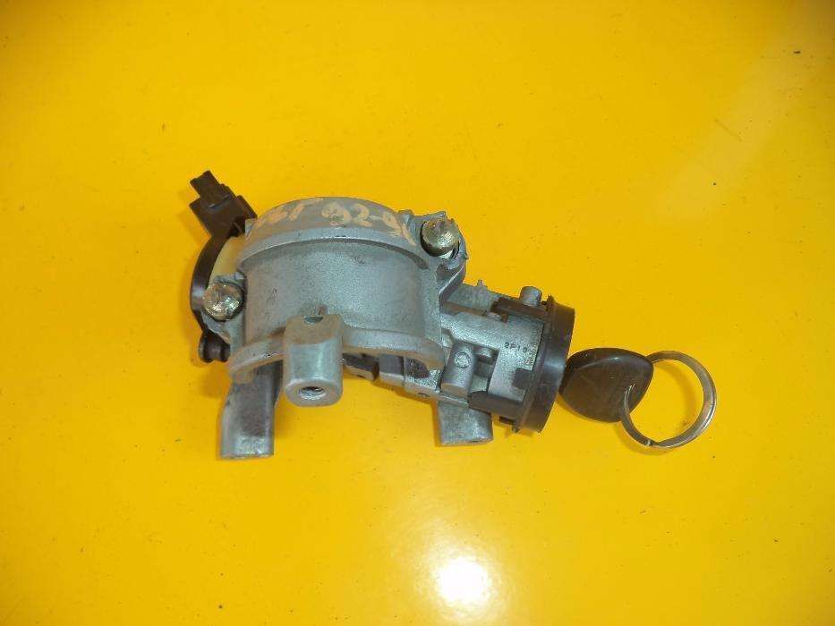 Замок зажигания Mitsubishi Lancer Mitsubishi Colt с 92-96 г.в.