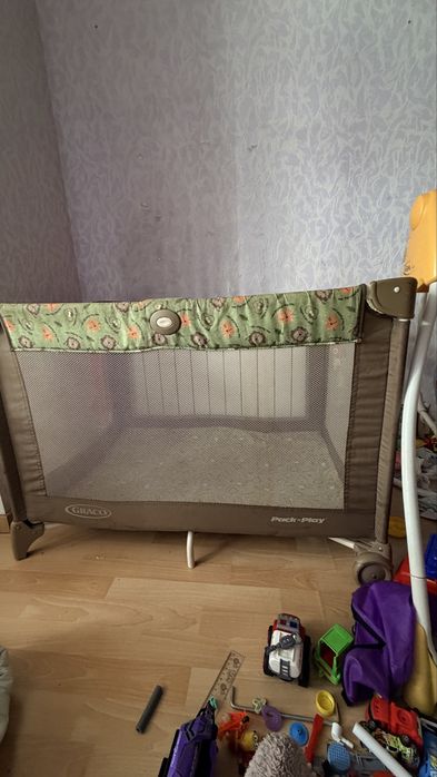 Манеж дитячий , graco
