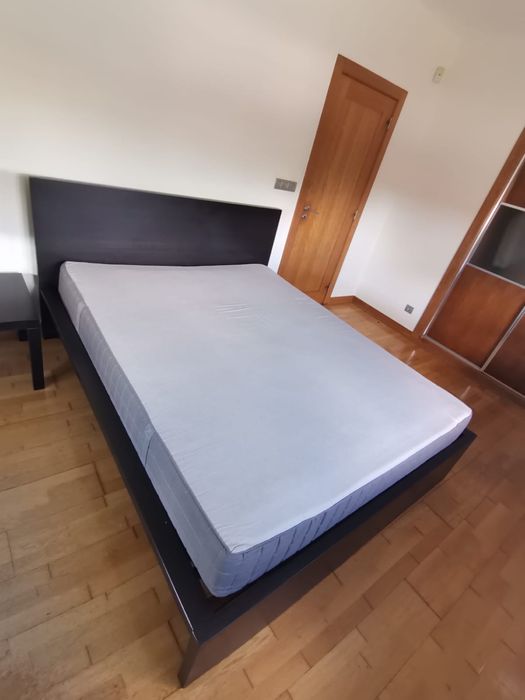 Cama de Casal como nova