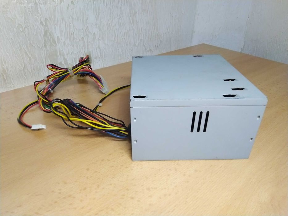 Блок живлення для ПК COLORSit 330W ATX12V P4