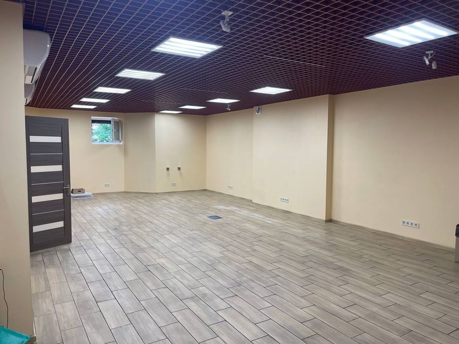 Продам Комерційне Приміщення 73м2, з ремонтом