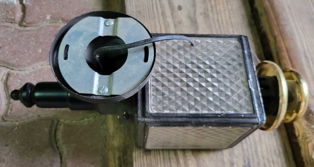 Lampa kinkiet ścienny
