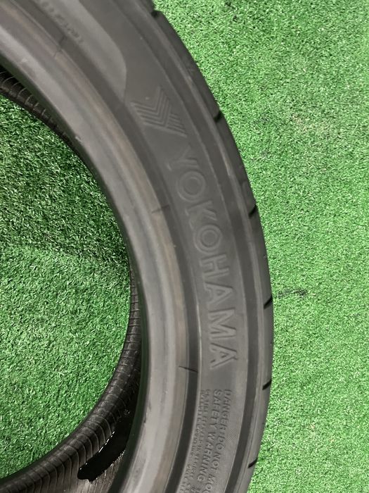 Opony 215/45 R17  Semi-slick Yokohama