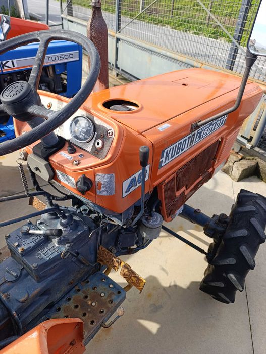 Kubota L1501 com frese 4x4