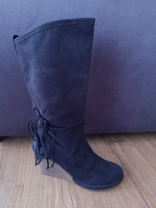 Kozaki damskie czarne koturna r.39