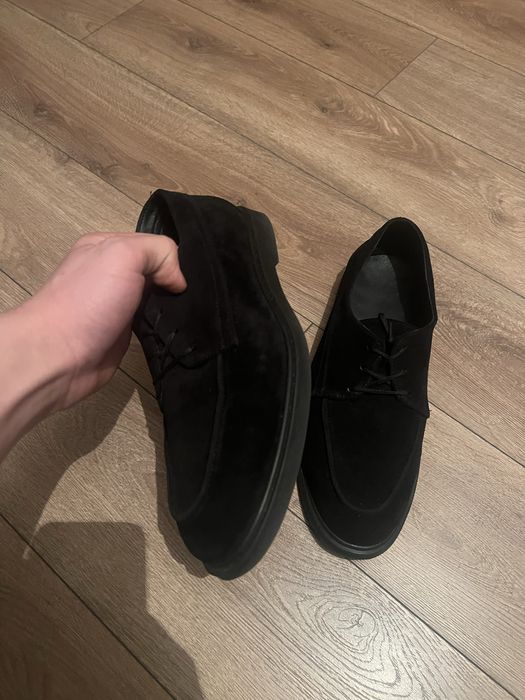 Продам замшеві туфлі